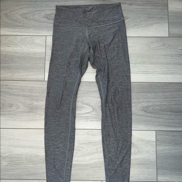 lululemon mid rise tight 28” - Picture 1 of 2